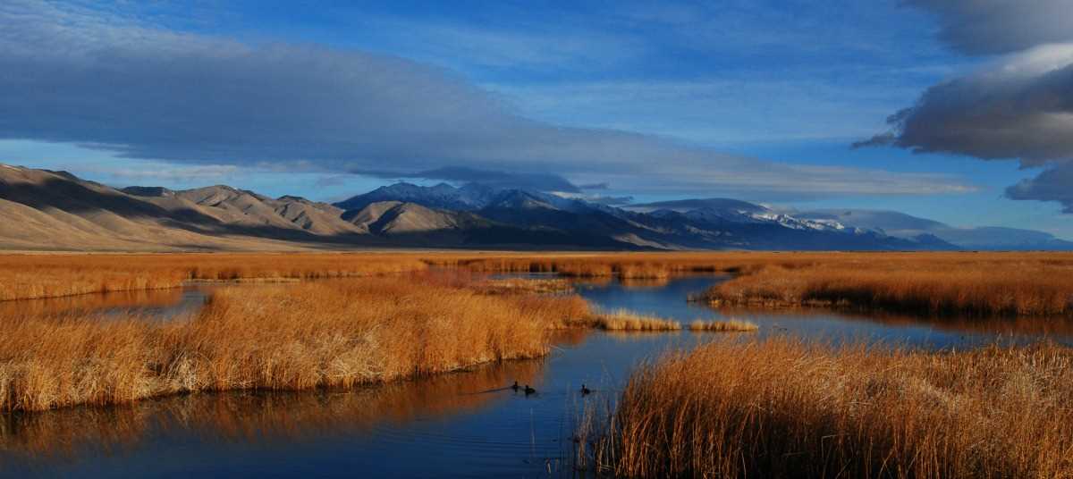 Mountains near lakes