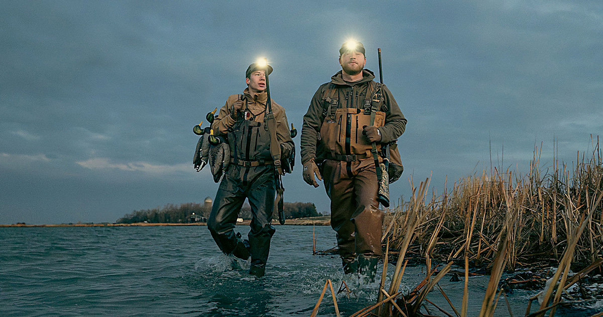 Waterfowl hunters. Photo by Phil Kahnke/banded.com